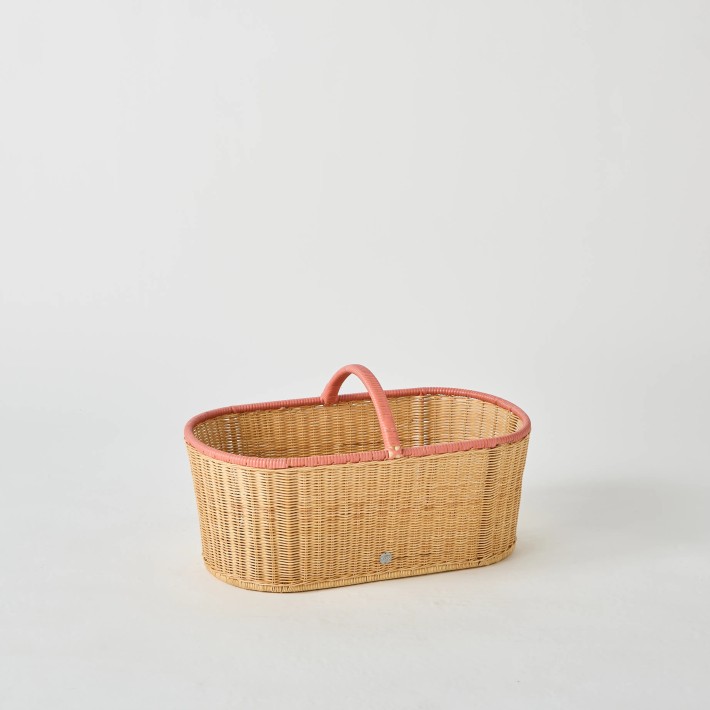 Panier pique nique en rotin avec liseré coloré pièce unique kok maison