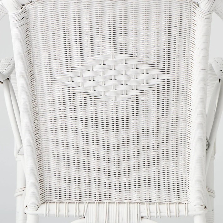Zoom tressage damier typique kok maison collection PRIMAVERA en rotin laqué blanc