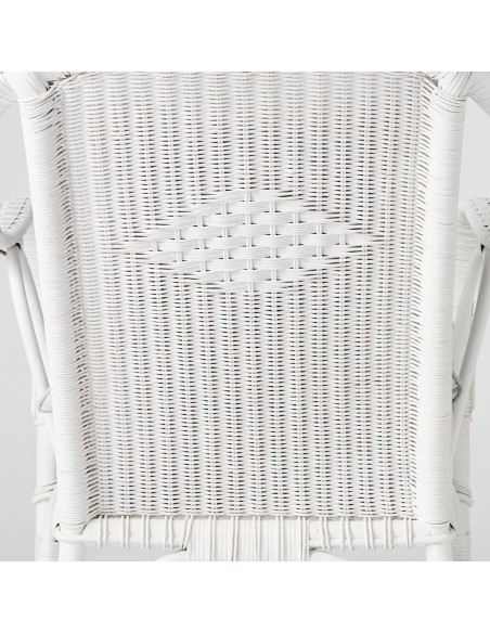 Zoom on typical kok house checkerboard weave from the PRIMAVERA collection in white lacquered rattan