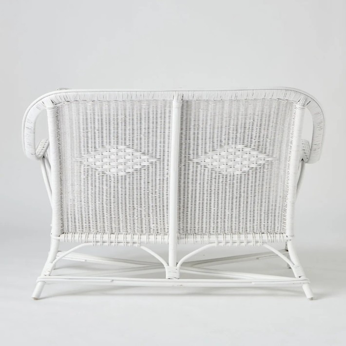 Tressage dos canapé 2 places en rotin laqué blanc avec motif diamant