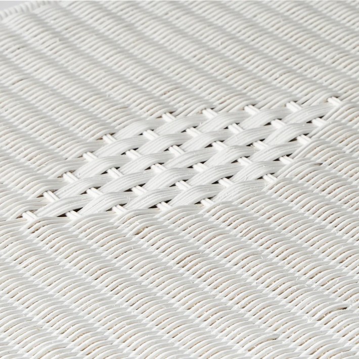 Détail motif "diamant' emblème du tressage d'époque à retrouver dans la collection primavera de KOK maison