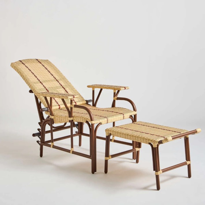 Dossier réglable chaise longue en résine pour extérieur Belle Epoque chez KOK MAISON