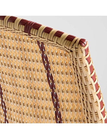 Zoom on the outdoor resin chair from the BAGATELLE collection