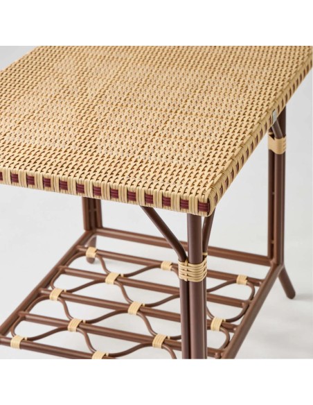 Détail plateau table basse d'extérieur en résine imitation rotin par KOK MAISON