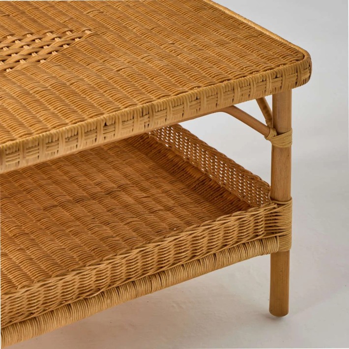 Détail plateau et sous plateau table basse en rotin rectangulaire collection NANTUCKET  MIEL