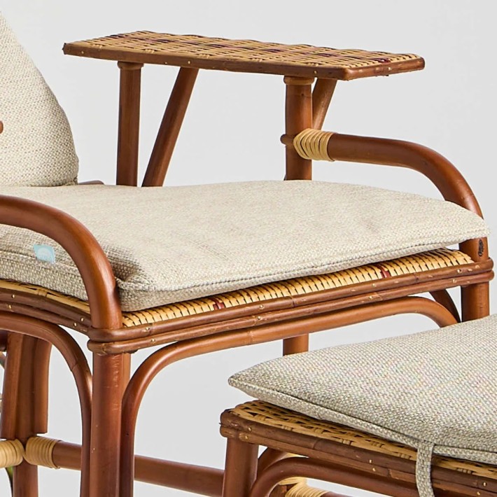 Detail of the BAGATELLE chaise longue cushion with grey chenille fabric, reference T597, at KOK MAISON