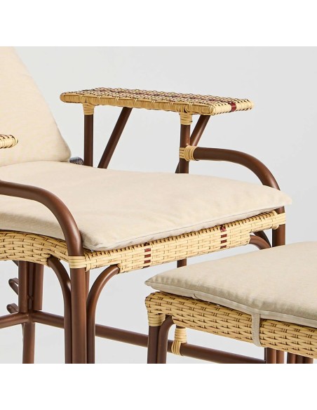 Détail coussin chaise longue BELLE EPOQUE en tissu beige T030 par KOK MAISON