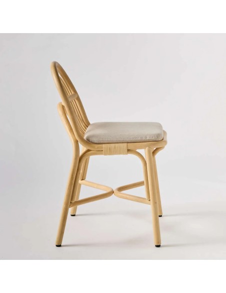 Vue de profil chaise Sillon, 100% rotin. Rotin design par la maison Kok !