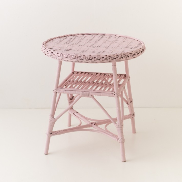 Mélina wicker table with woven top