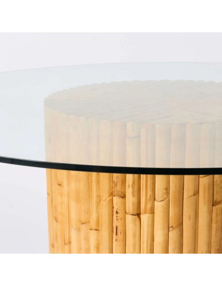Detail of the glass top of the Riviera round rattan table