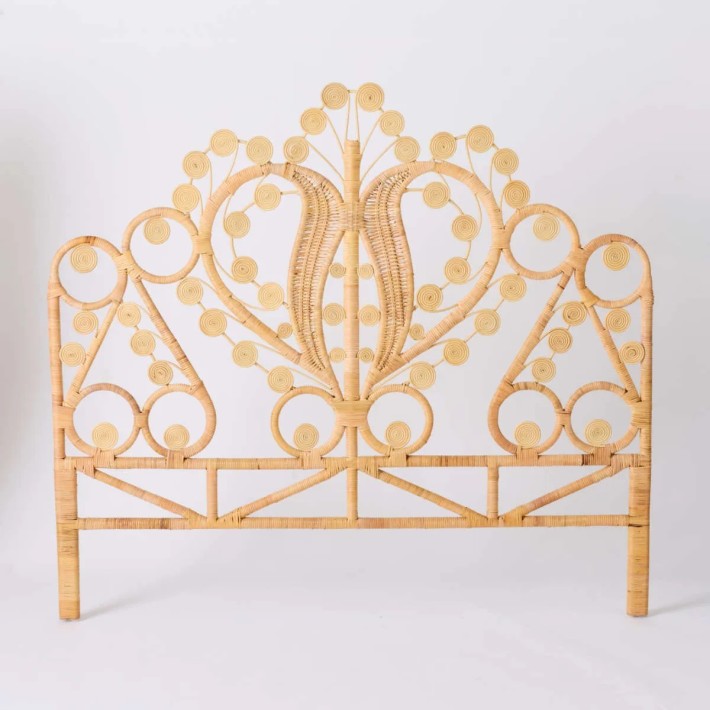 Natural rattan headboard, hand-woven, available at Kok maison