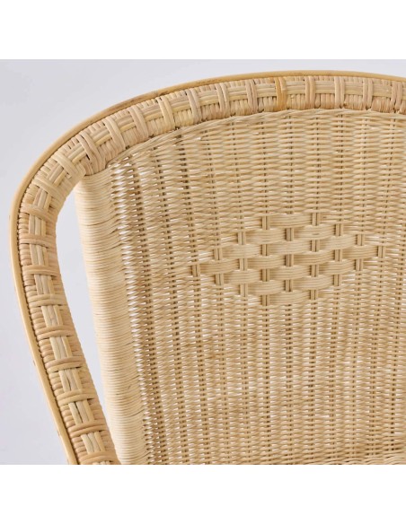 Détail tressage et motif diamant du fauteuil en rotin Marcel pas Kok maison