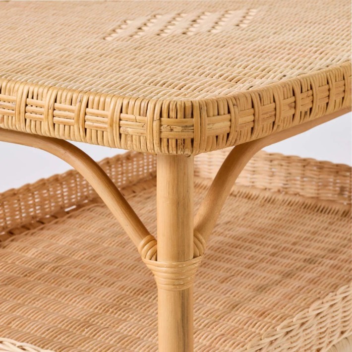 Zoom on the weaving and natural rattan ligatures of the NANTUCKET rectangular coffee table by KOK MAISON