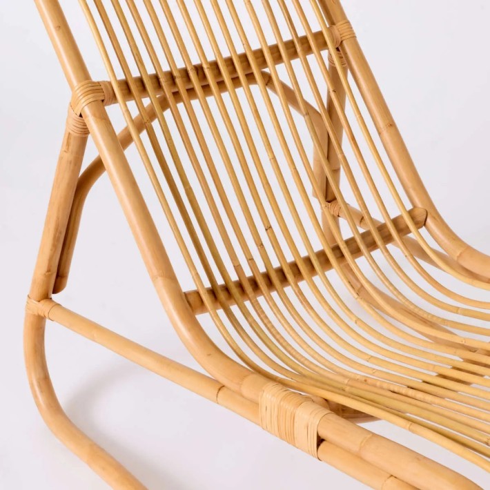 Détail canne de rotin chaise longue vintage BAIA chez KOK MAISON