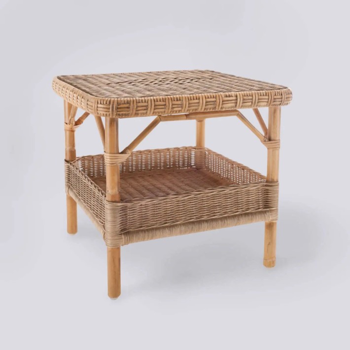 Table basse carrée en rotin patiné NANTUCKET