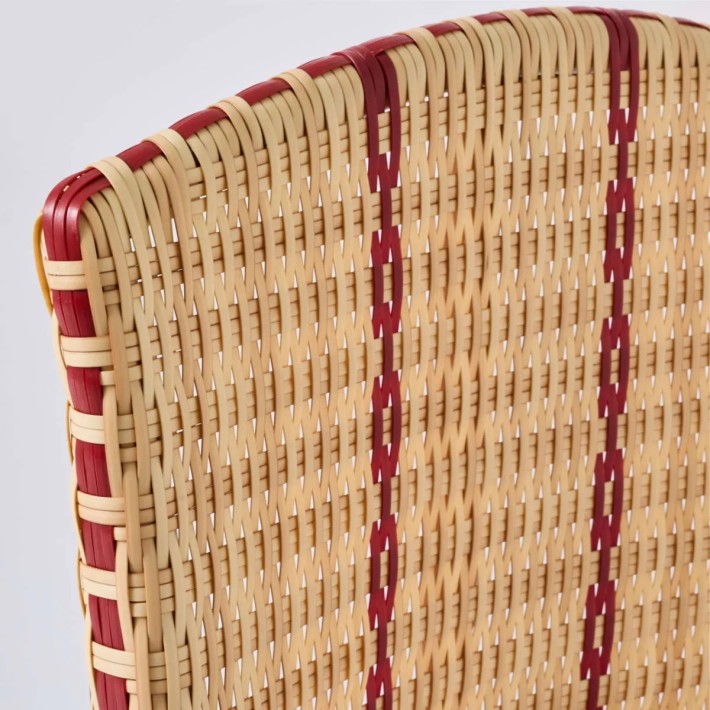 Zoom resin weave bistro chair with red piping
