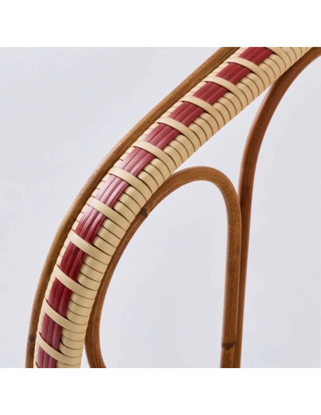 Resin weave detail on rattan frame, Bistrot collection