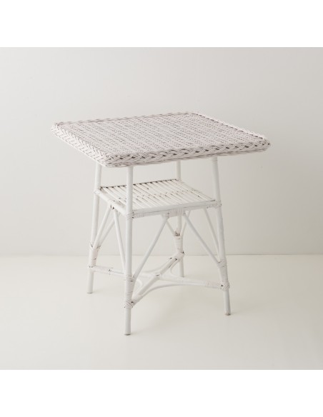 Mélina lacquered wicker table with woven top