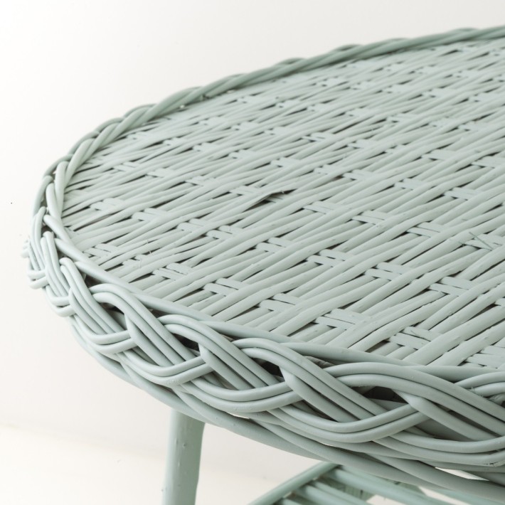 Mélina lacquered wicker table with woven top