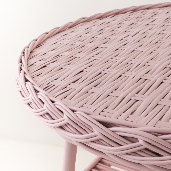 Mélina lacquered wicker table with woven top