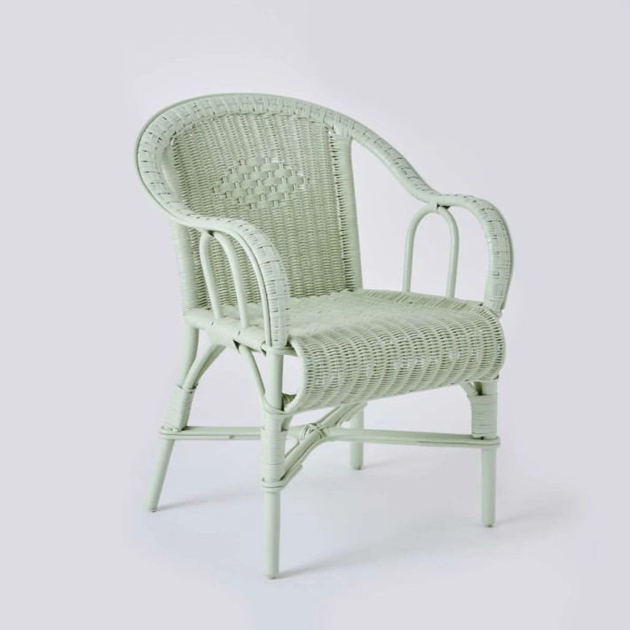 Fauteuil ne rotin collection Primavera laque couleur pistache