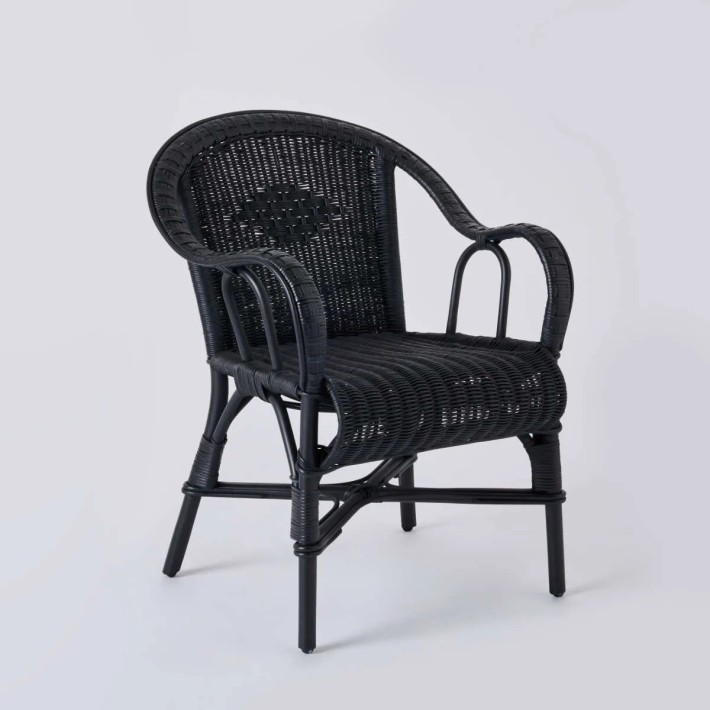 Fauteuil de table laqué noir en rotin tressé