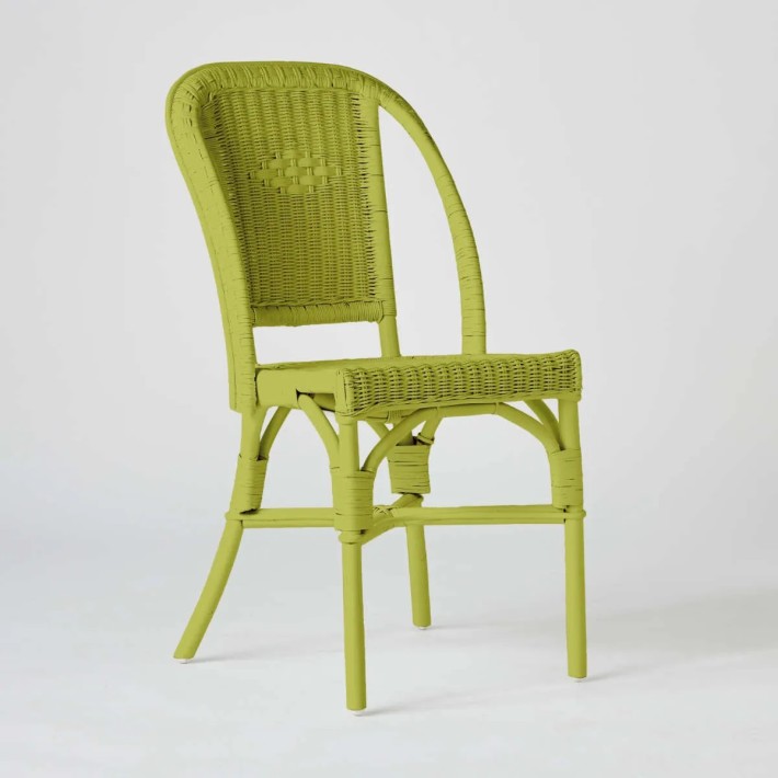 Chaise PRIMAVERA en rotin laqué vert gazon