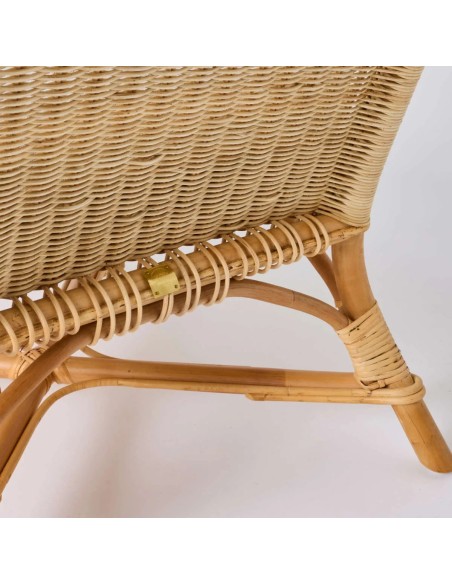 Detail of the back weave on the NANTUCKET rattan armchair