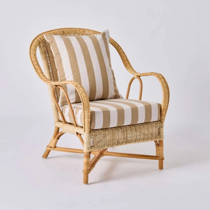 NANTUCKET woven rattan armchair with beige striped fabric