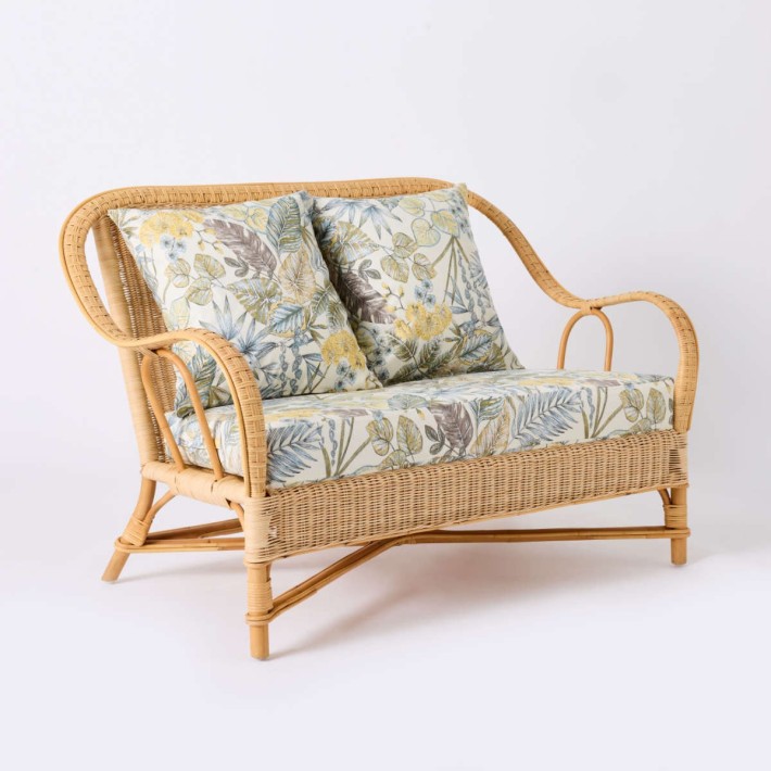 NANTUCKET natural rattan sofa, bouquet ecru grandfather collection