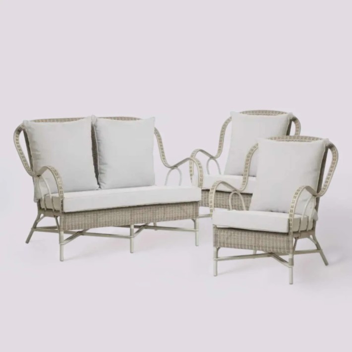 Garrigues garden furniture set with a sofa and two armchairs
