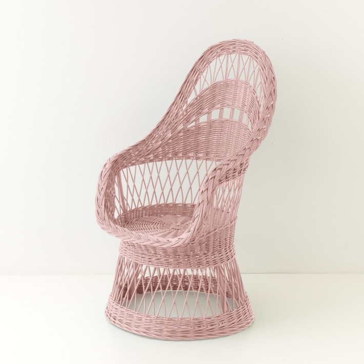 Fauteuil en osier ajouré Firmin laqué rose