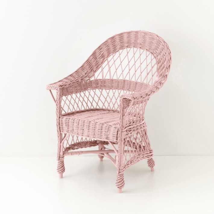 Fauteuil  en osierTom laqué rose