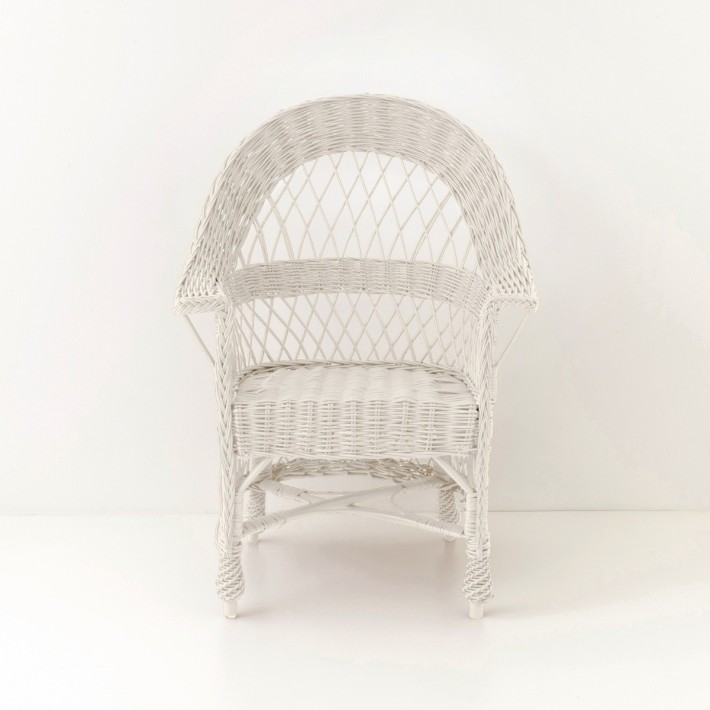 Fauteuil  en osierTom laqué blanc vu de face