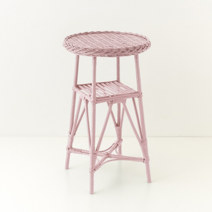 Mélina lacquered wicker pedestal table with woven top