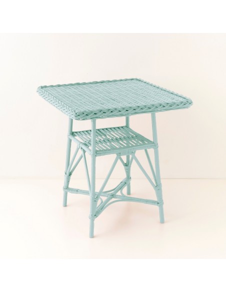 Mélina lacquered wicker table with woven top