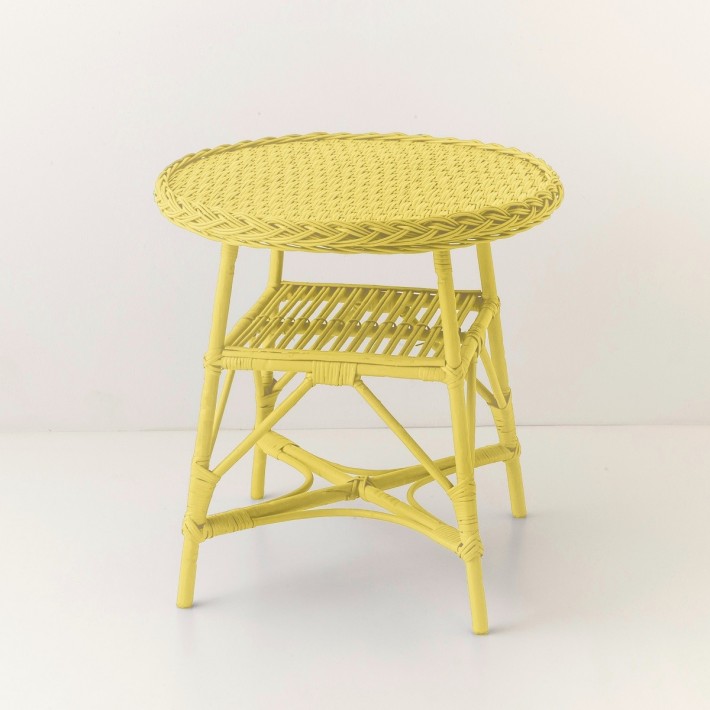 Mélina lacquered wicker table with woven top