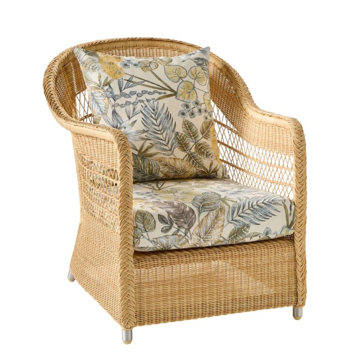 BIARRITZ synthetic rattan armchair - choice of fabrics