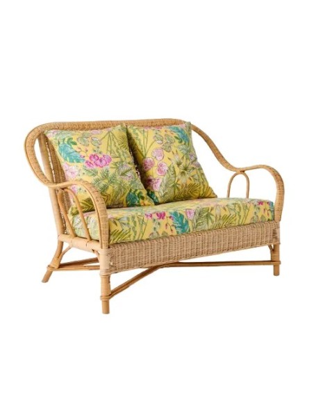 Rattan couch Nantucket natural