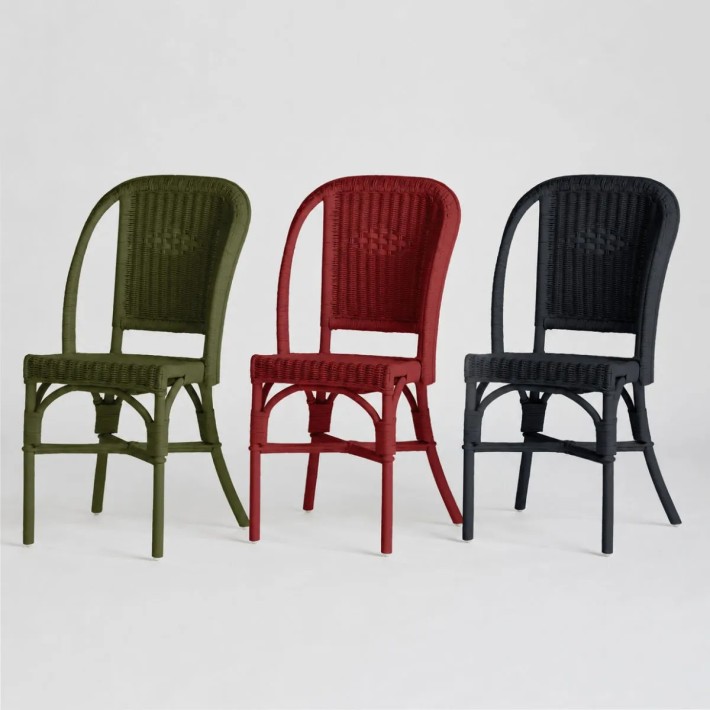 Primavera-coloured lacquered woven rattan chair