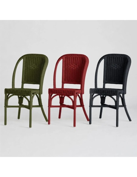 Primavera-coloured lacquered woven rattan chair