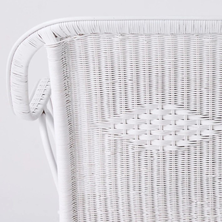 Primavera white lacquered rattan sofa with cushions
