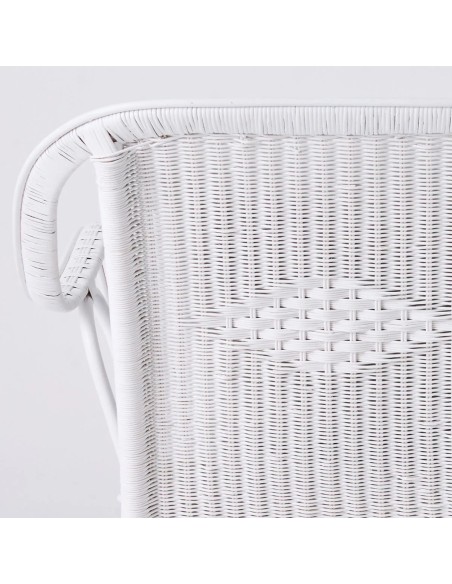 Primavera white lacquered rattan sofa with cushions