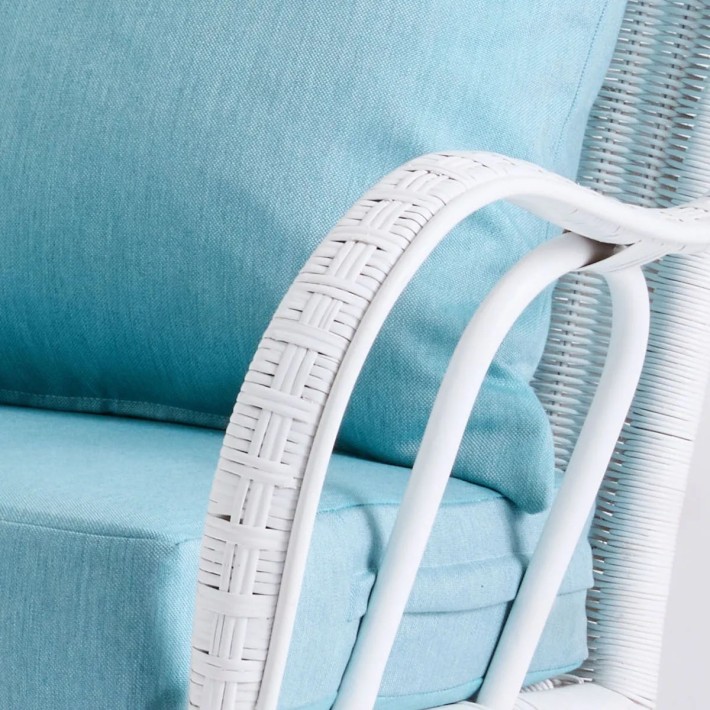 Primavera white lacquered rattan sofa with cushions