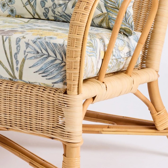 Rattan couch Nantucket natural