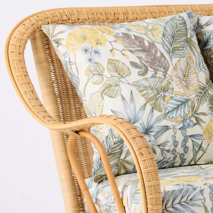 Rattan couch Nantucket natural