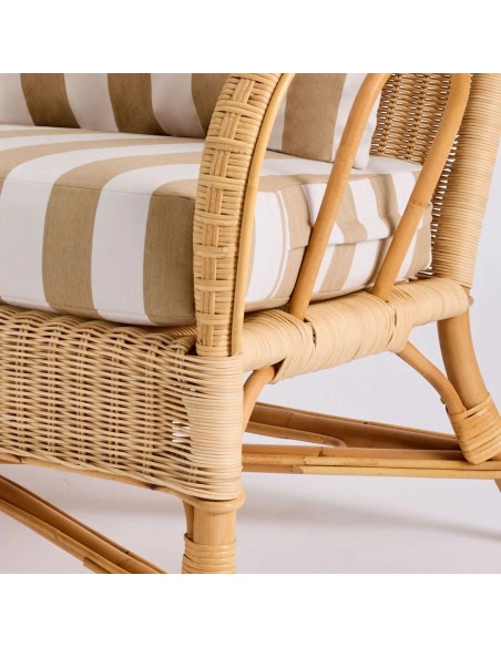 Canapé en rotin naturel Nantucket esprit grand père avec coussins