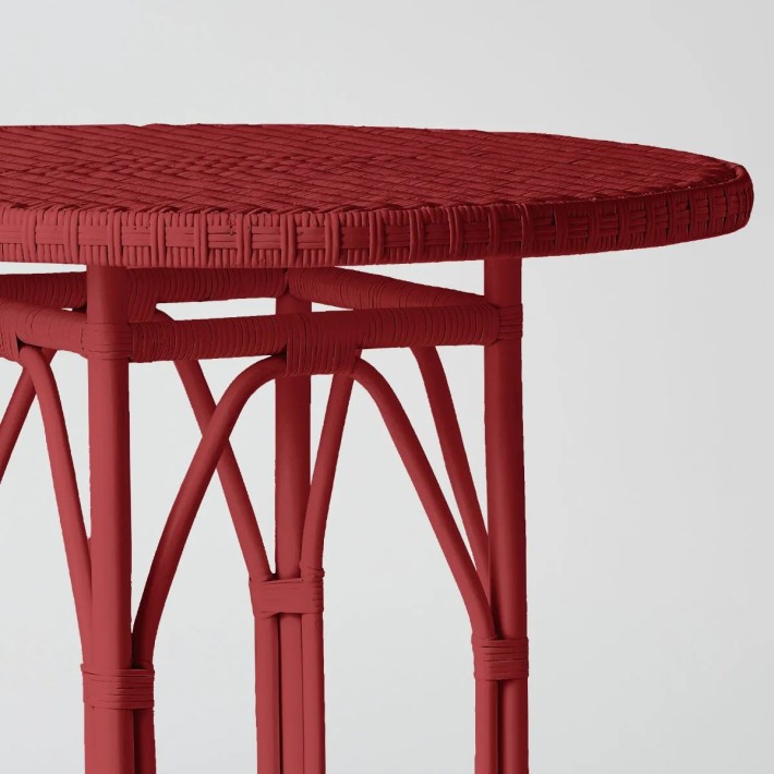 Primavera-coloured lacquered woven rattan table