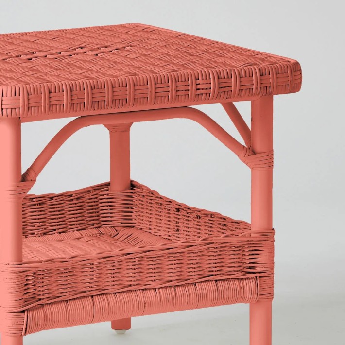 Table basse carrée en rotin laqué couleur Primavera