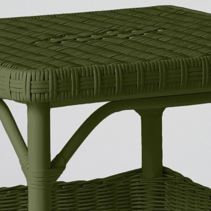 Square coffee table in Primavera-coloured lacquered rattan